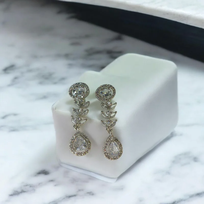 American Diamond Elite Party Necklace Set/ Pendant - Image 2