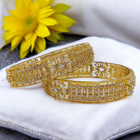 AD Golden Traditional Bangless (2 Pc.)