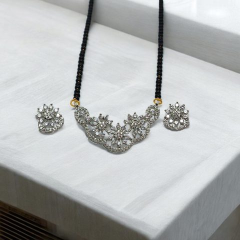 Silver Petals AD Mangalsutra