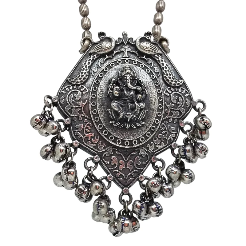 Oxidised Lord Ganesh Temple Pendant - Image 5