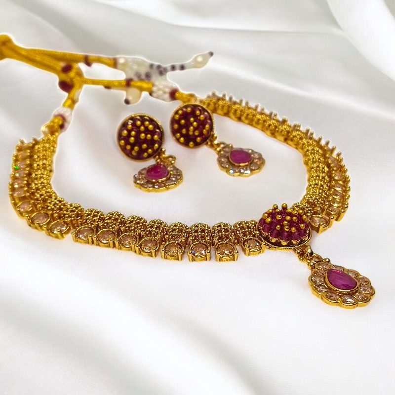 Golden Fashionable Party/ Festival Neckleless Set Series -2 - Image 4