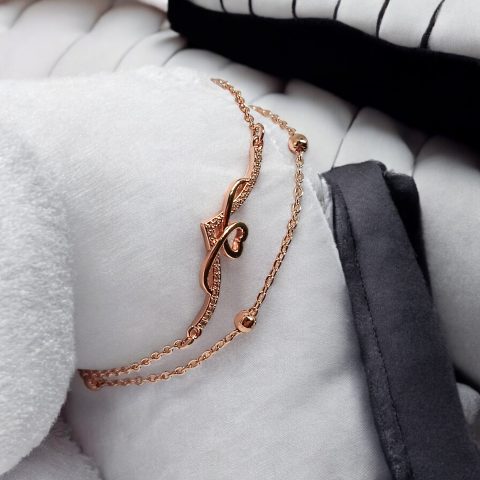 Fancy Rose Gold line Heart Bracelet