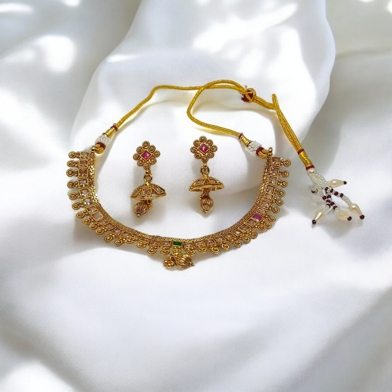 Golden Traditional Classic Minakari Set - Image 6