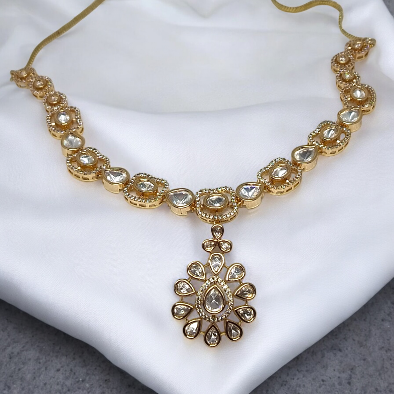 American Diamond Dignified Party Kundan Necklace Set - Image 4