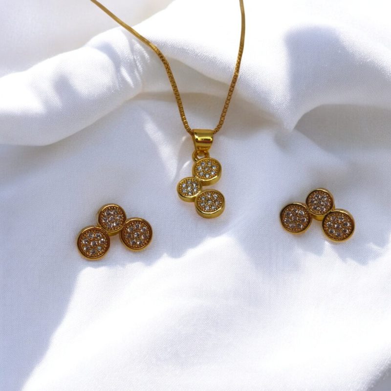 24K Gold Plated three moons Shape Pendant, chain, ear-tops combo - Image 2